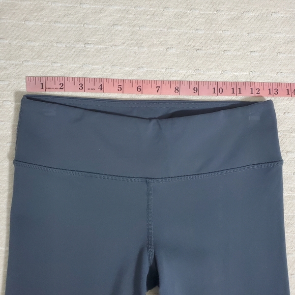 Alo Entwine Legging Womens S Anthracite Lattice Lace Panel Fitted Yoga Athletic - Picture 5 of 9